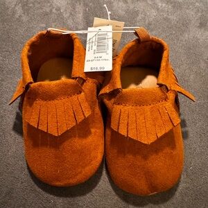Old Navy Tan Moccasins with Fringe Detail